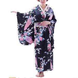 ❌ sold ❌ Women’s traditional Japanese kimono